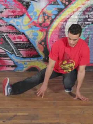 How to Do B-Boy Reverse Helicopter Footwork